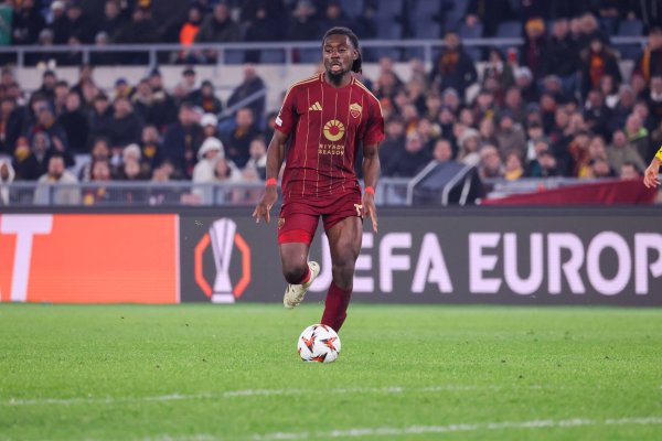 意媒：科内没有负伤  并且检查结果一切正常，将随罗马客战萨索洛