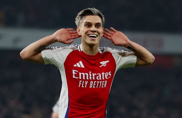 击败水晶宫！特罗萨德：很难说这赛季为啥表现好，我们就是想赢球