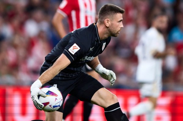 乌奈·西蒙：尼科的受伤  已有段时间，希望国际赛事  日后他能复健