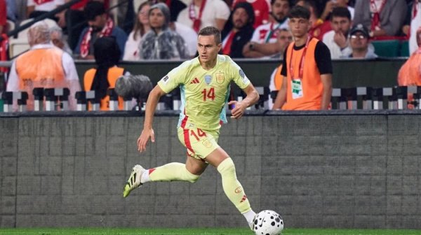 官方：西班牙国家队征召巴列卡诺前场球员德弗鲁托斯